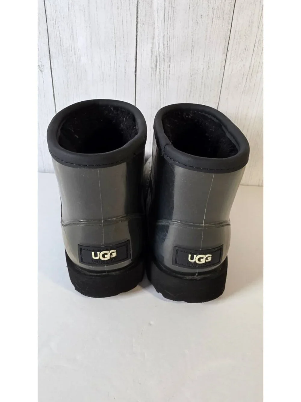 UGG CLASSIC CLEAR MINI BLACK BOOTS TODDLER SIZE 10 T WATERPROOF WINTER RAIN fuzz